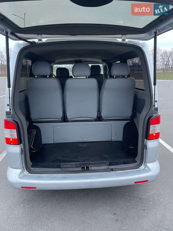 Мінівен Volkswagen Transporter 2012 в Магдалинівці