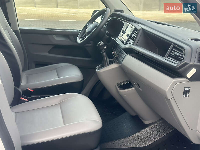 Грузовой фургон Volkswagen Transporter 2023 в Дубно