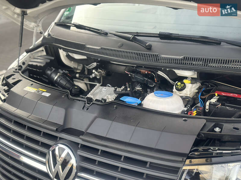 Грузовой фургон Volkswagen Transporter 2023 в Дубно