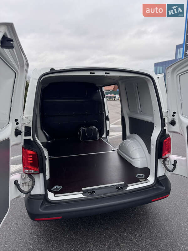 Вантажний фургон Volkswagen Transporter 2023 в Києві фото 22 Вантажний фургон Volkswagen Transporter 2023 в Києві