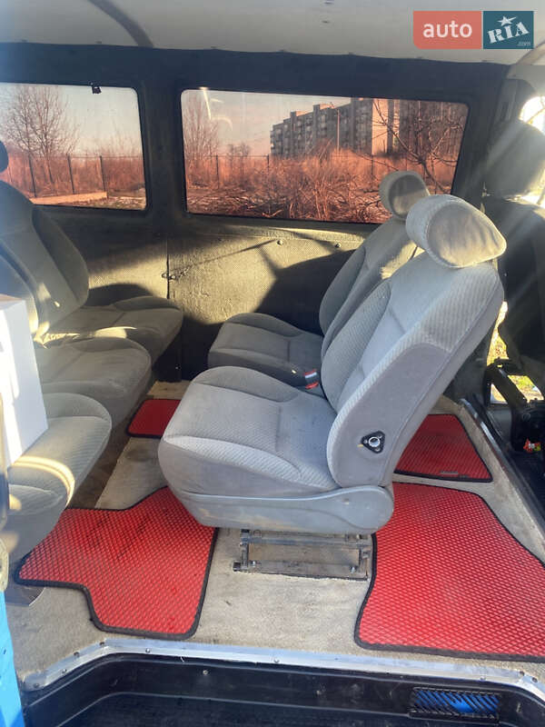 Минивэн Volkswagen Transporter 1995 в Стебнику