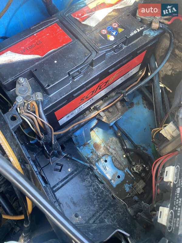 Минивэн Volkswagen Transporter 1995 в Стебнику