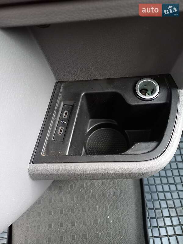 Мінівен Volkswagen Transporter 2021 в Харкові фото 2 Мінівен Volkswagen Transporter 2021 в Харкові