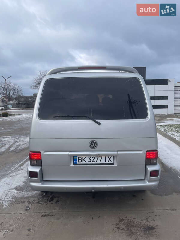Мінівен Volkswagen Transporter 2002 в Луцьку