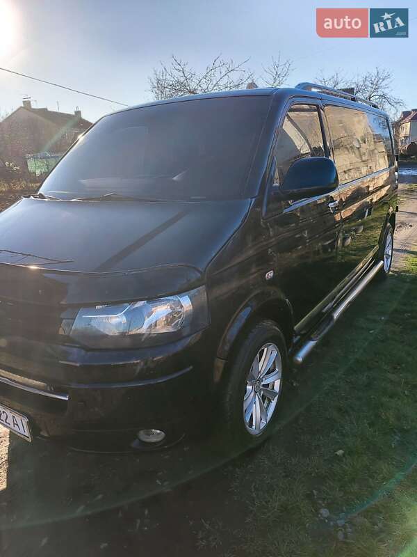 Мінівен Volkswagen Transporter 2010 в Тульчині