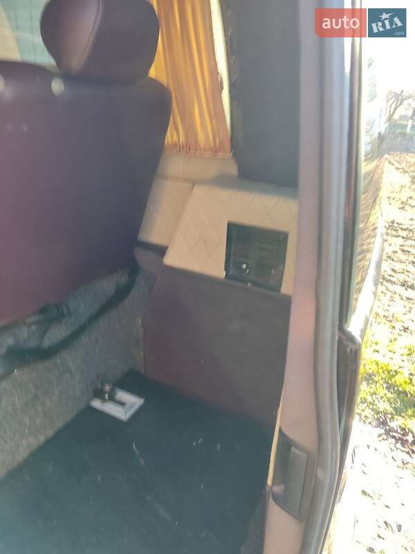 Мінівен Volkswagen Transporter 2010 в Тульчині