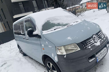 Минивэн Volkswagen Transporter 2003 в Сваляве