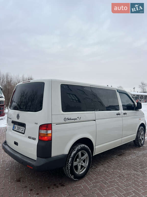 Минивэн Volkswagen Transporter 2007 в Ровно
