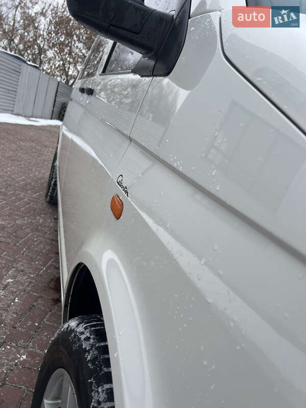 Минивэн Volkswagen Transporter 2007 в Ровно