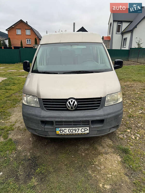 Минивэн Volkswagen Transporter 2005 в Турке