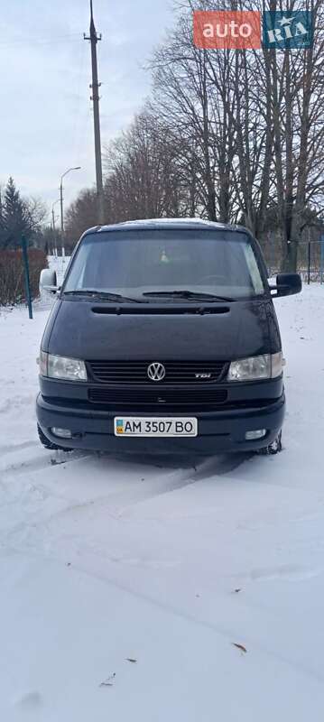 Минивэн Volkswagen Transporter 2003 в Коростышеве