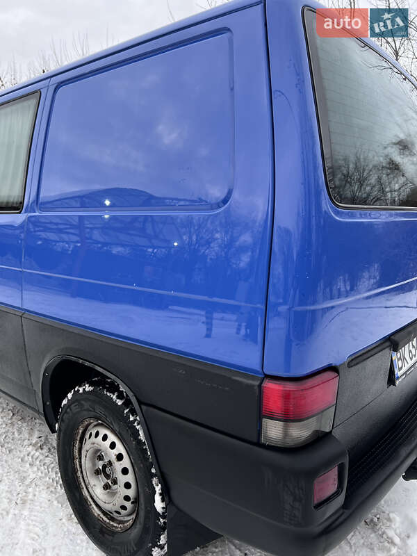 Мінівен Volkswagen Transporter 1997 в Рівному фото 14 Мінівен Volkswagen Transporter 1997 в Рівному