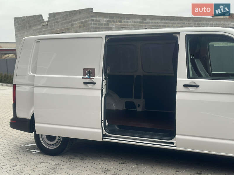 Грузовой фургон Volkswagen Transporter 2020 в Дубно