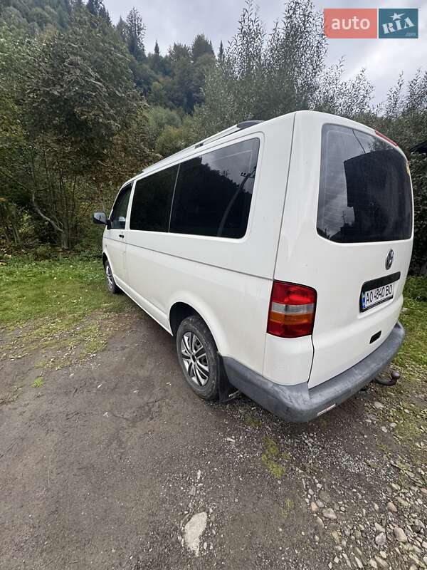 Минивэн Volkswagen Transporter 2004 в Рахове