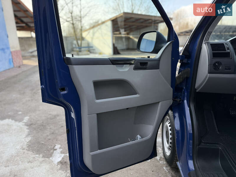 Минивэн Volkswagen Transporter 2012 в Калуше фото 20 Минивэн Volkswagen Transporter 2012 в Калуше