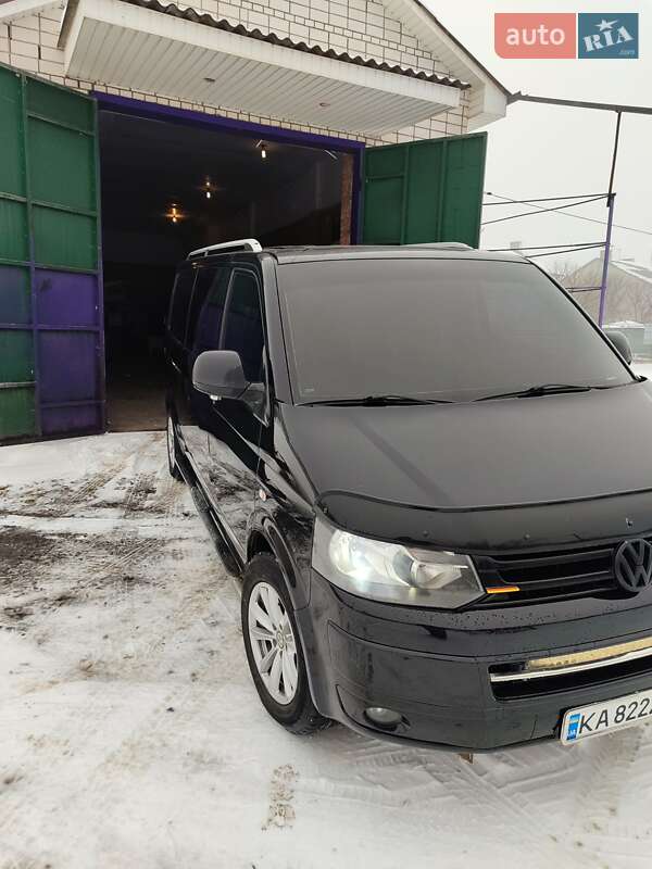 Мінівен Volkswagen Transporter 2010 в Тульчині