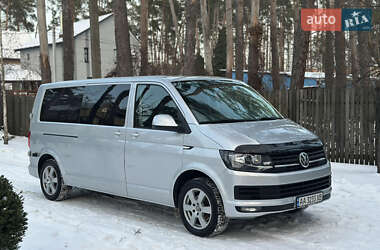 Мінівен Volkswagen Transporter 2015 в Києві