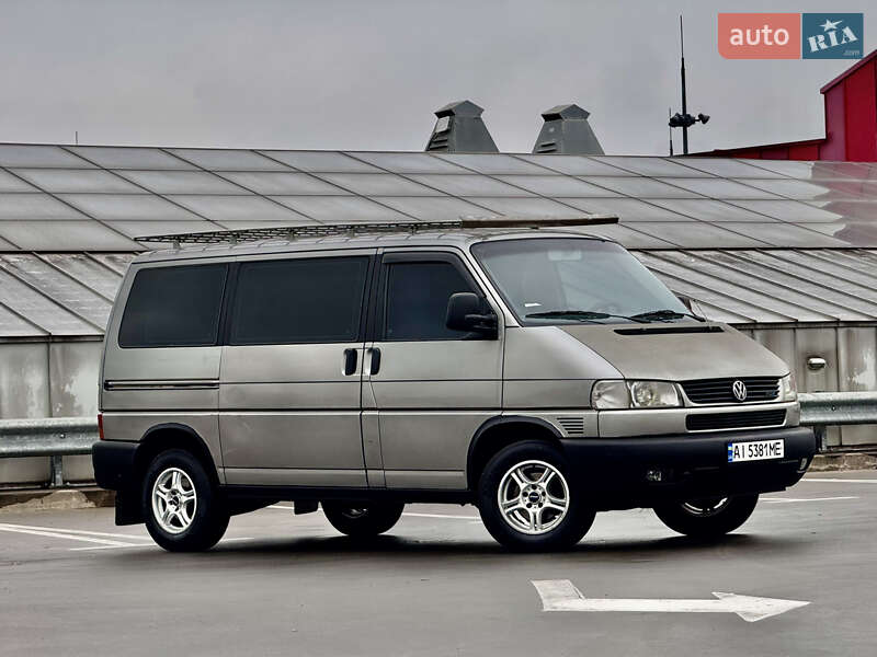 Грузопассажирский фургон Volkswagen Transporter 2000 в Киеве