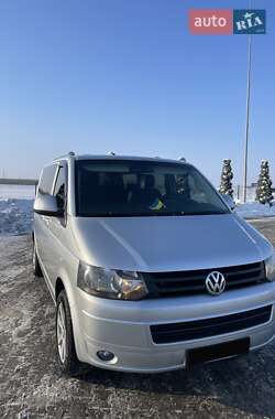 Мінівен Volkswagen Transporter 2015 в Рівному