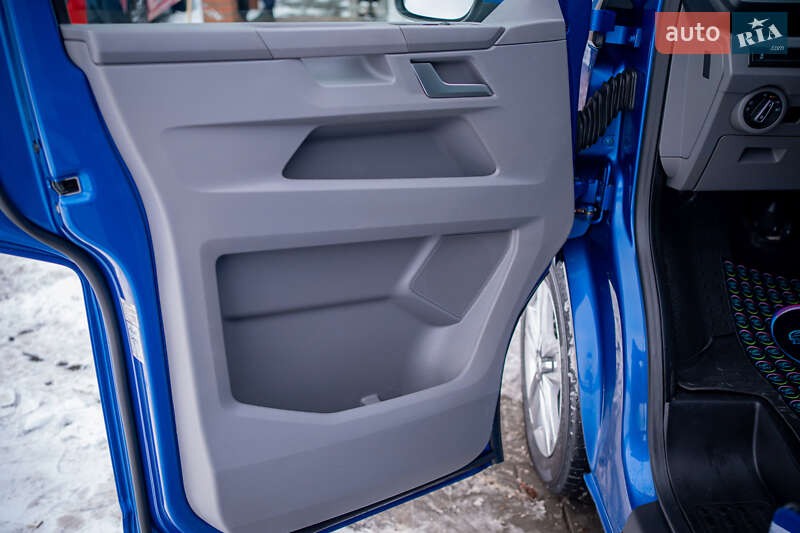 Грузовой фургон Volkswagen Transporter 2020 в Луцке