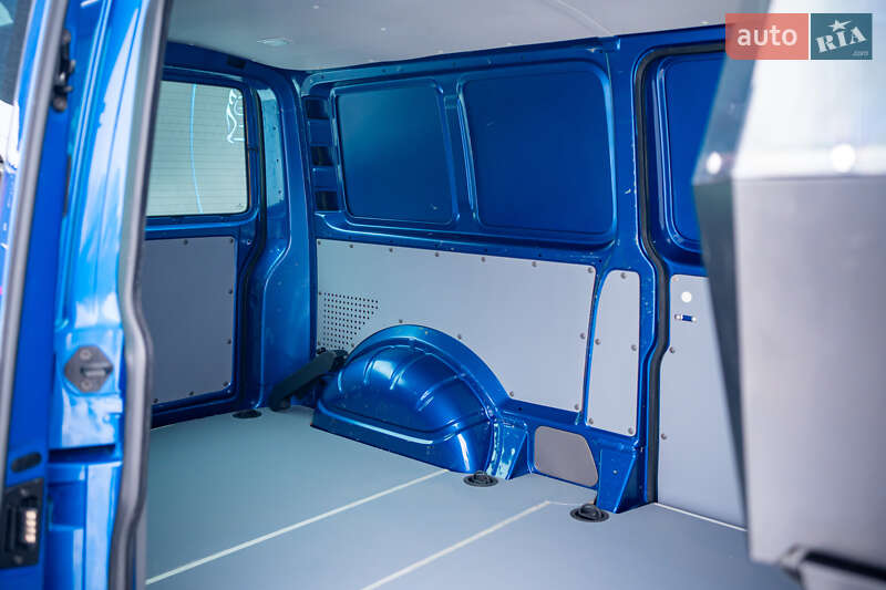 Грузовой фургон Volkswagen Transporter 2020 в Луцке