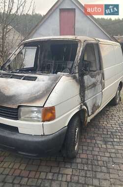 Вантажний фургон Volkswagen Transporter 2001 в Луцьку