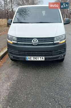 Мінівен Volkswagen Transporter 2016 в Запоріжжі