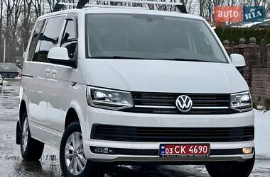 Минивэн Volkswagen Transporter 2016 в Ровно