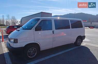 Мінівен Volkswagen Transporter 2001 в Новоселиці