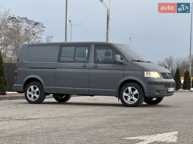 Грузопассажирский фургон Volkswagen Transporter 2006 в Одессе