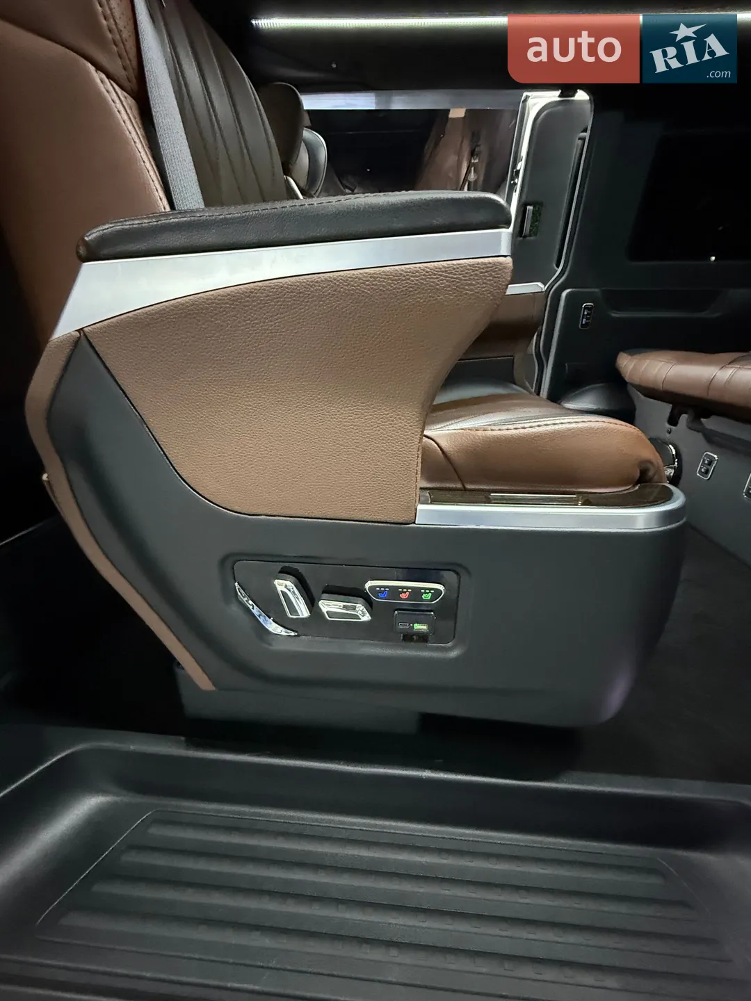 2020 Volkswagen Transporter - мініатюра 35