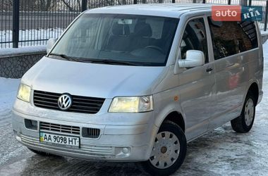 Вантажний фургон Volkswagen Transporter 2004 в Білій Церкві