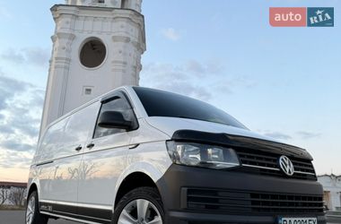 Грузовой фургон Volkswagen Transporter 2015 в Киеве