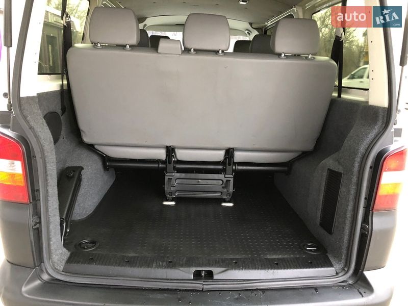 Мінівен Volkswagen Transporter 2006 в Чернівцях