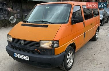 Вантажний фургон Volkswagen Transporter 2000 в Львові