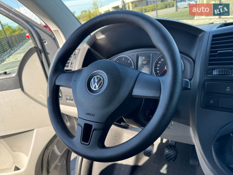 Минивэн Volkswagen Transporter 2015 в Мукачево