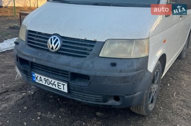 Грузовой фургон Volkswagen Transporter 2006 в Брусилове