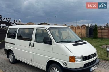 Минивэн Volkswagen Transporter 2002 в Косове