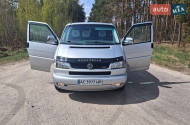 Грузовой фургон Volkswagen Transporter 2003 в Любешове