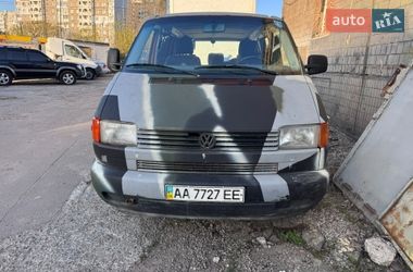 Мінівен Volkswagen Transporter 2001 в Києві