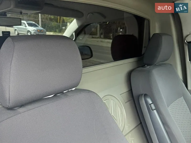 Volkswagen Transporter 2011 VIN WV1ZZZ7HZBH013267 фото оголошення 9 з 31
