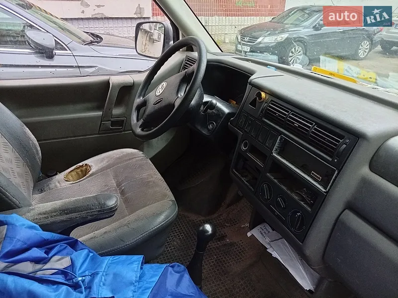 Volkswagen Transporter 2000 VIN WV1ZZZ70ZYH128313 фото оголошення 11 з 46