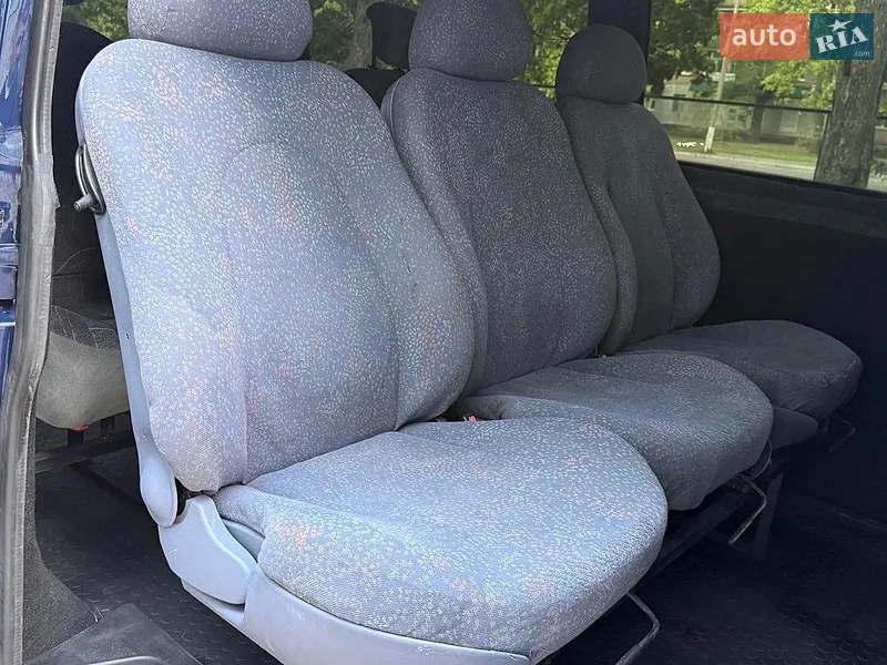 Volkswagen Transporter 2006 VIN WV1ZZZ7HZ6H090714 фото оголошення 3 з 36