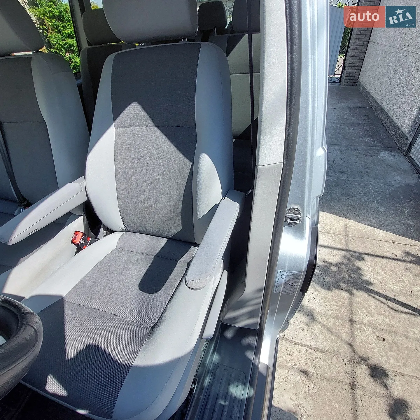 2015 Volkswagen Transporter - мініатюра 35