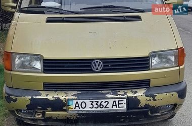 Мінівен Volkswagen Transporter 2001 в Великому Березному