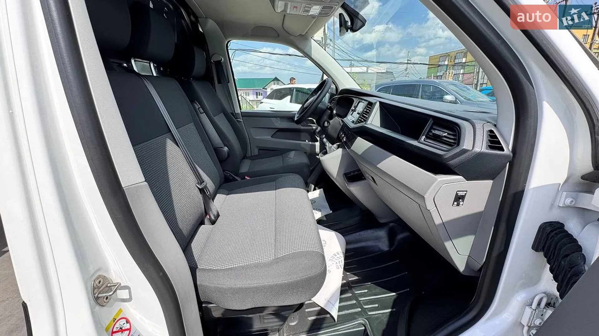 2021 Volkswagen Transporter - мініатюра 40
