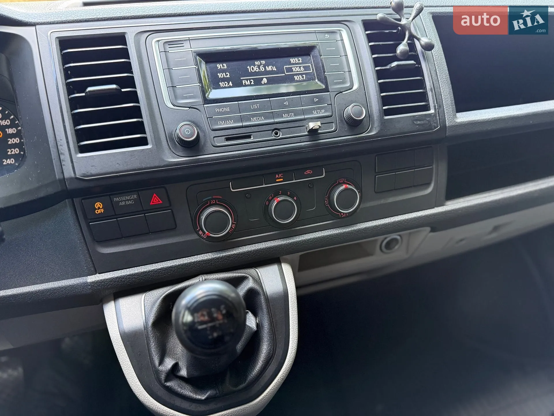 2017 Volkswagen Transporter - мініатюра 27