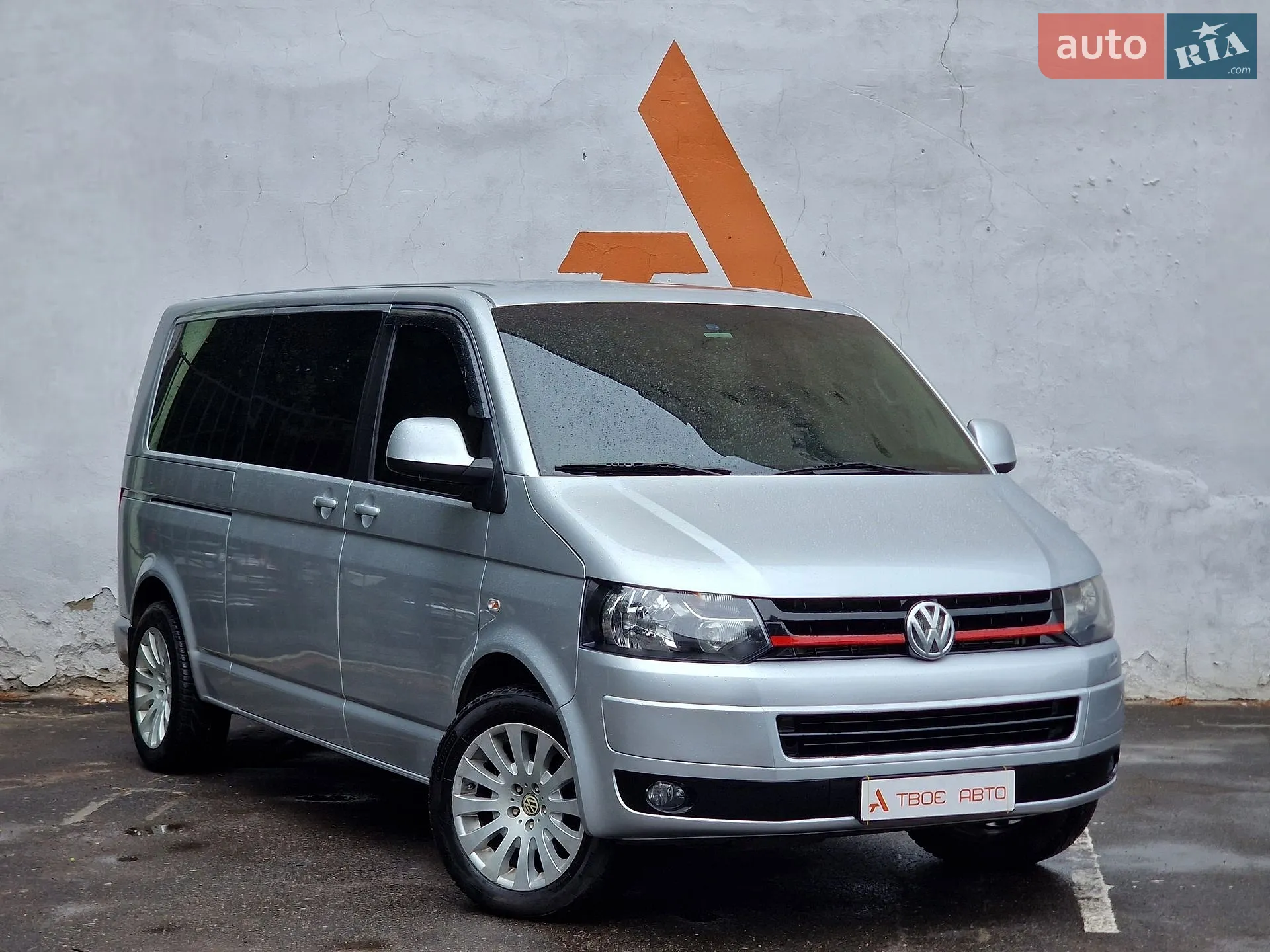 2010 Volkswagen Transporter - мініатюра 12