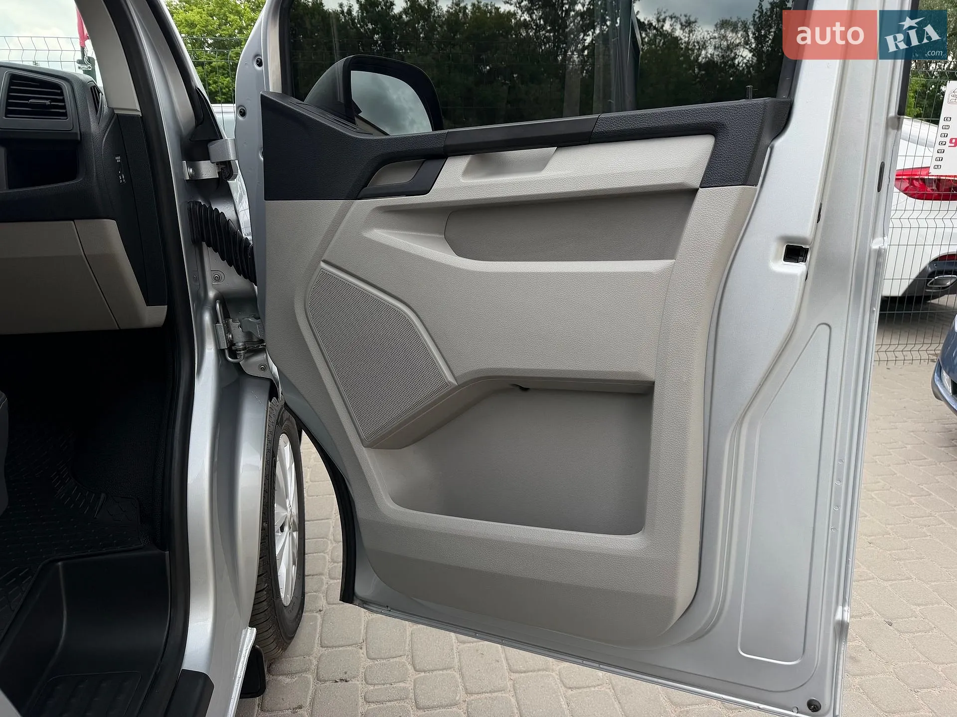 2019 Volkswagen Transporter - мініатюра 32