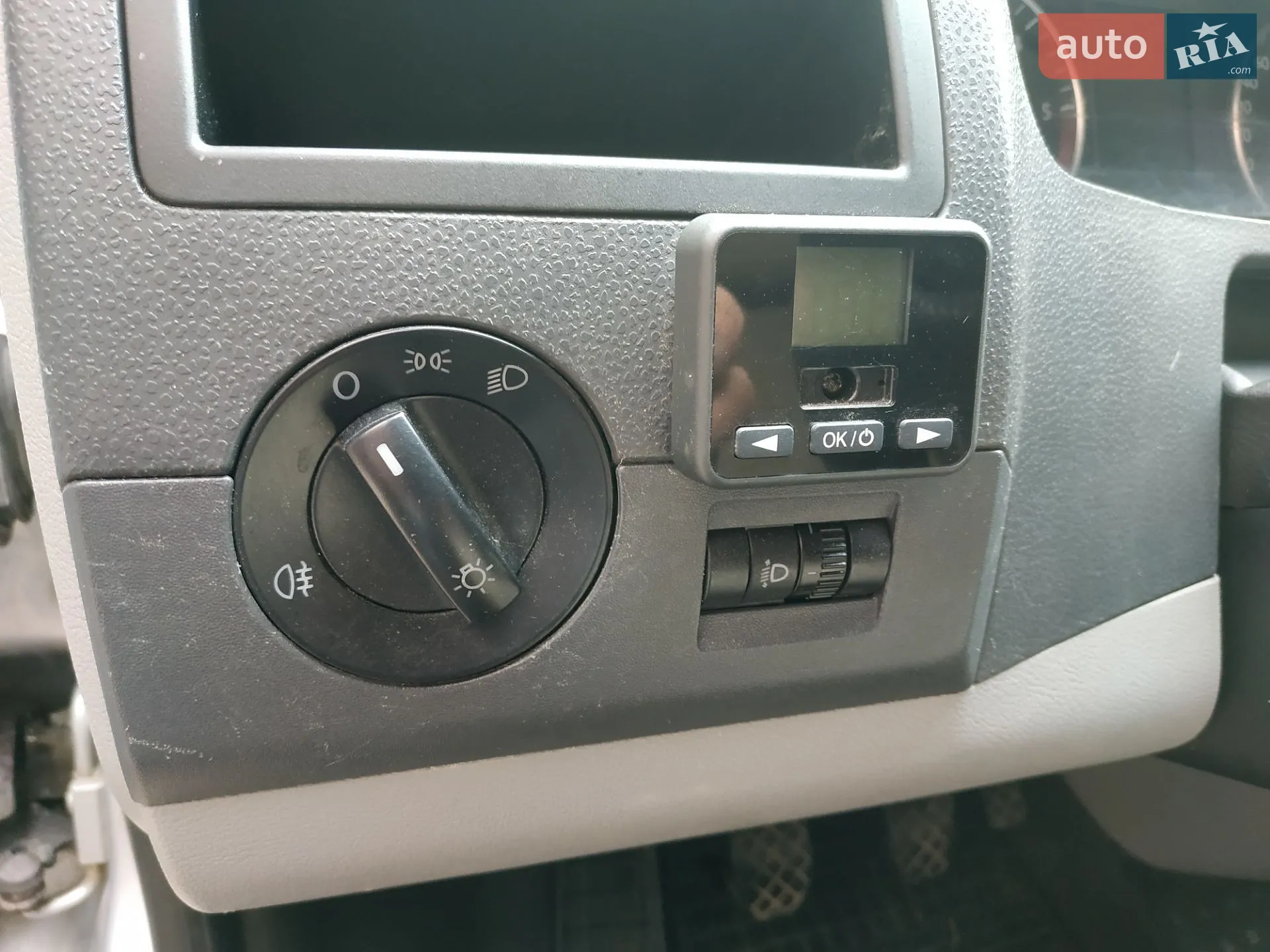 2011 Volkswagen Transporter - мініатюра 16